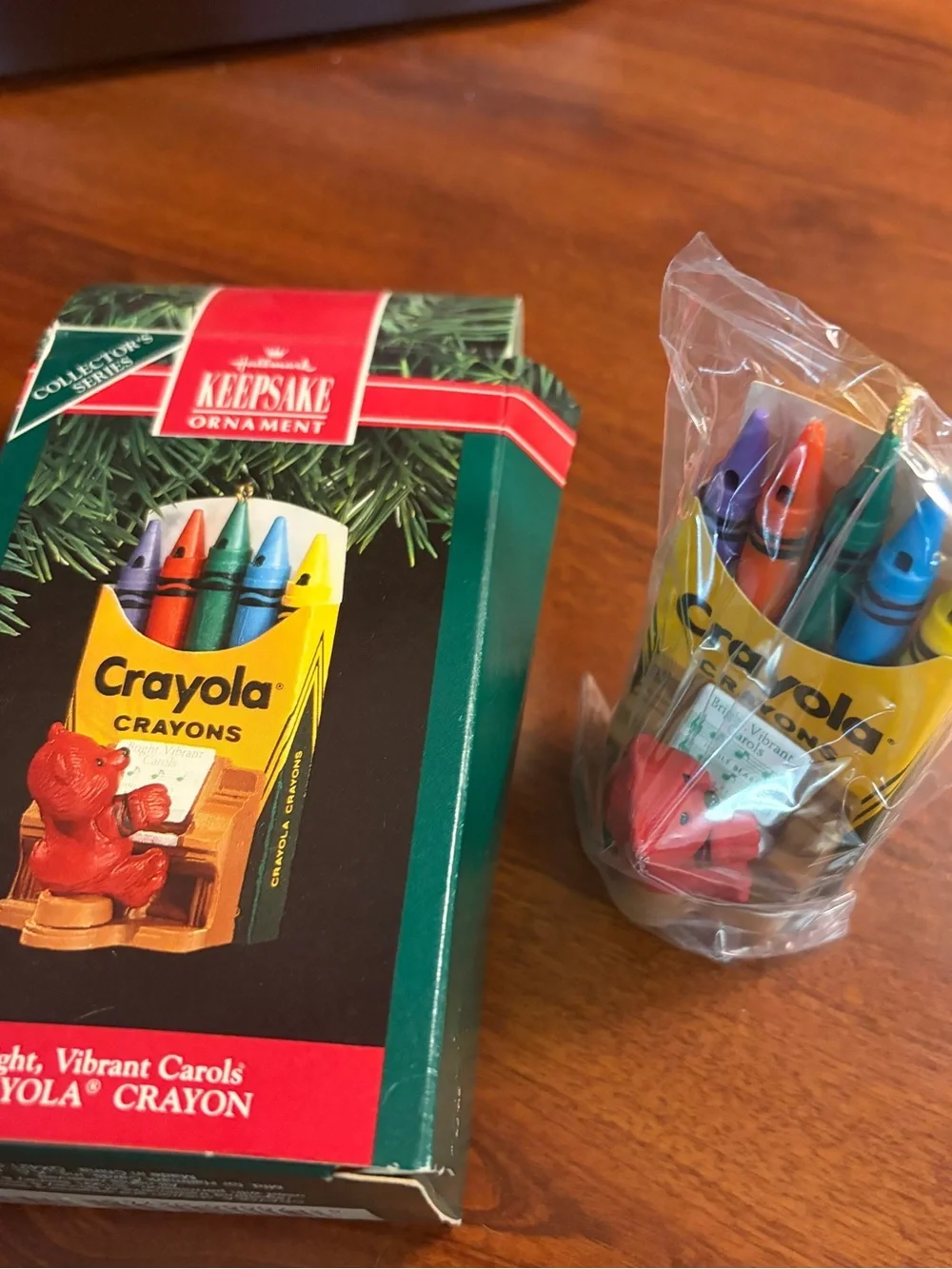 NEW Vintage 1991 Hallmark keepsake Crayola ornament. Collectible Christmas.